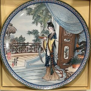 Imperial Jingdezhen Miao-yu Porcelain Plate “Beauties of the Red Mansion”